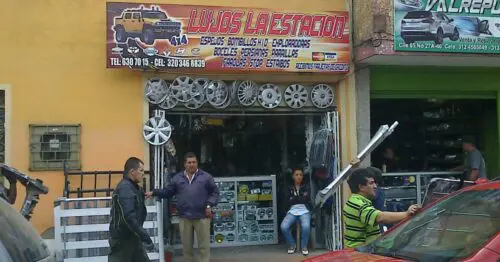 LUJOS LA ESTACION LA ESPERANZA SUR LUJOS LA ESTACION LA ESPERANZA SUR